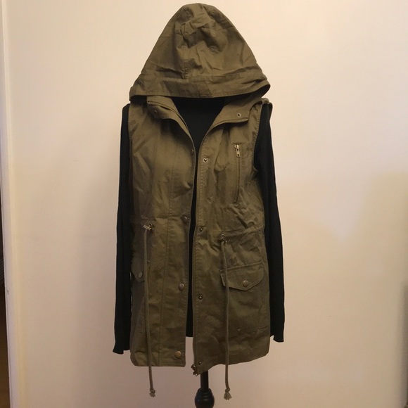 Olive green vest - Picture 2 of 4